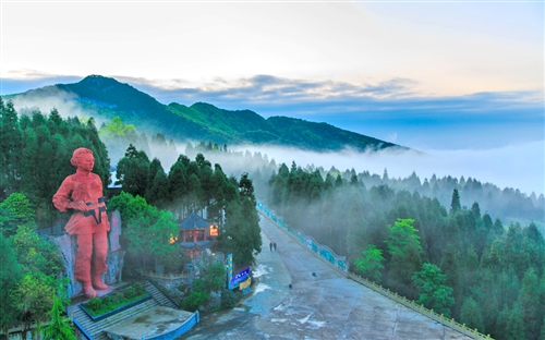 广安风光——华蓥山，宝箴塞，石头城（四川游中北52）