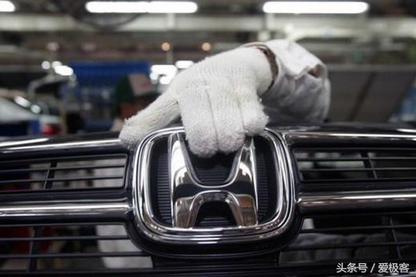 本田思域和东风本田crv,本田crv和思域是一个档次吗