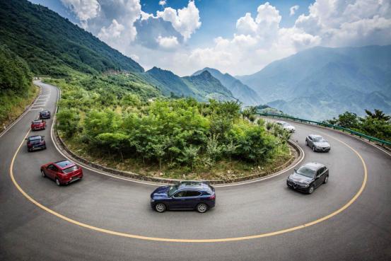 运天（中国）成都骏意全新机场路阿尔法罗密欧中心即将盛大开业