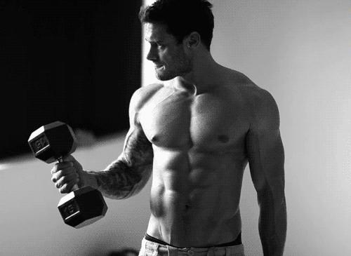 新手健身应该选哪些补剂,健身吃补剂和不吃补剂的区别