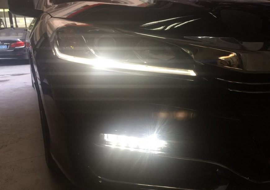 2.0l雅阁够用吗,雅阁羽翼大灯怎么改