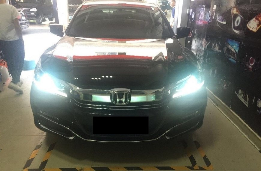 2.0l雅阁够用吗,雅阁羽翼大灯怎么改