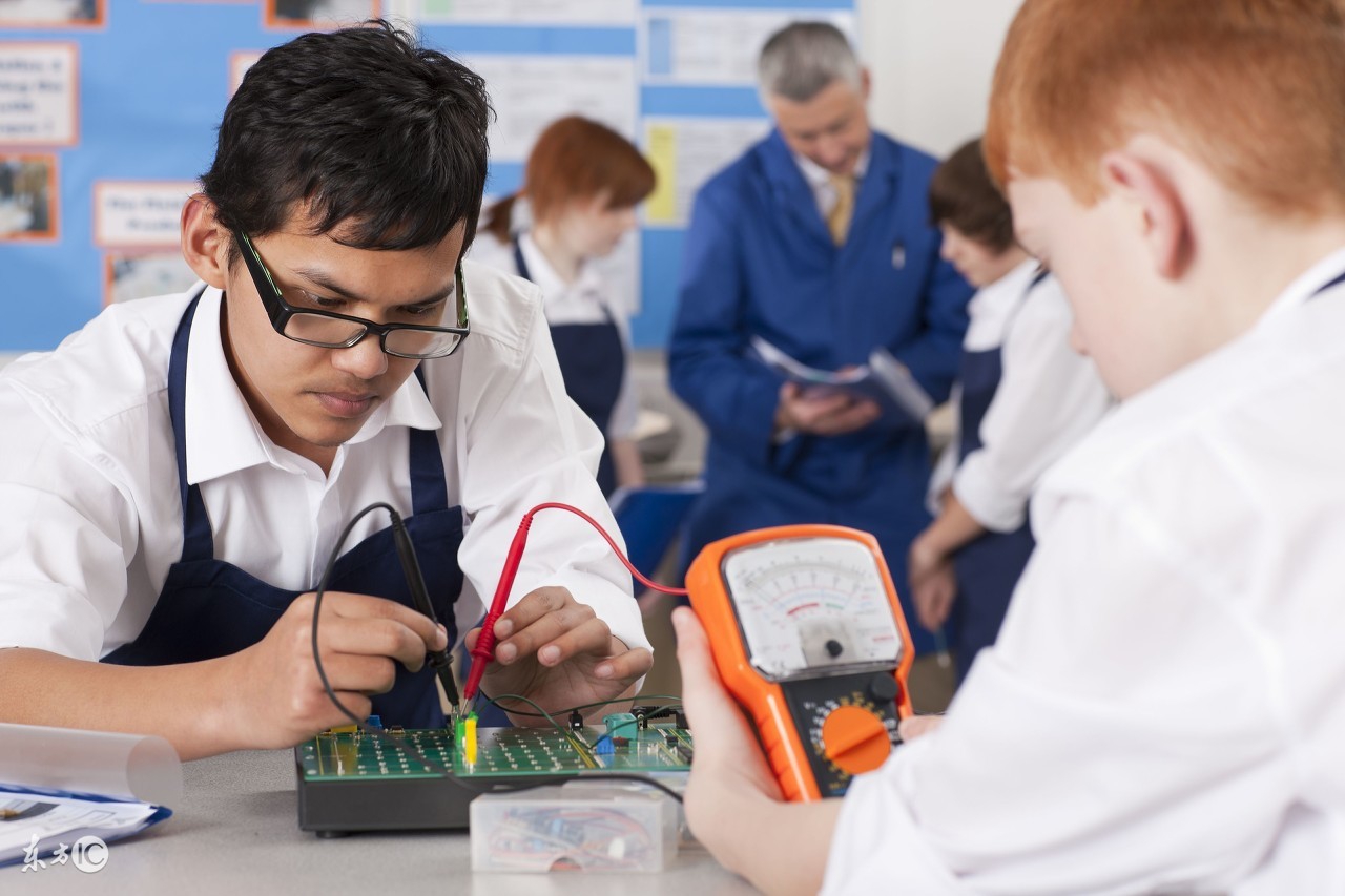 女员工哺乳期内又怀孕怎么处理,女员工哺乳期又怀孕了怎么办企业