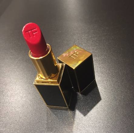 有热门色，也有冷门色，这20支是我最近爱用的口红~