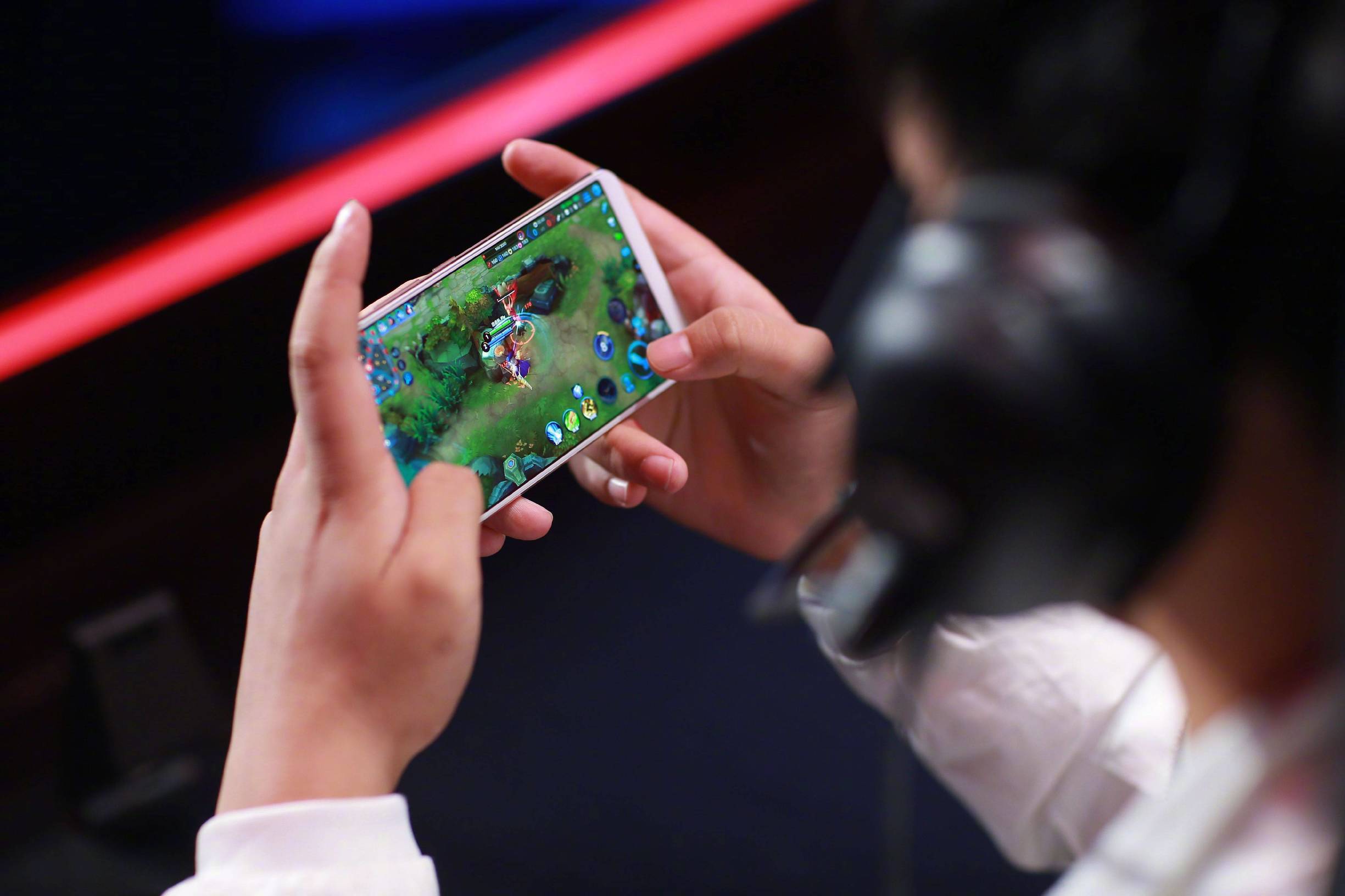 vivo又出新款手机了吗,vivo有什么新的动作