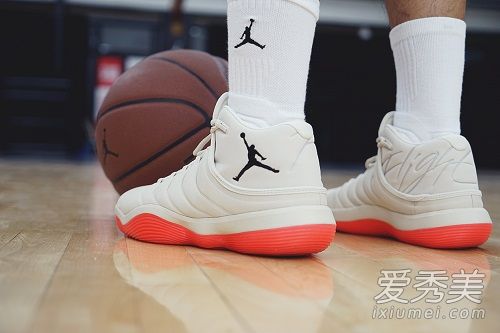 天空才是极限扣篮,superfly2017low对比fly2