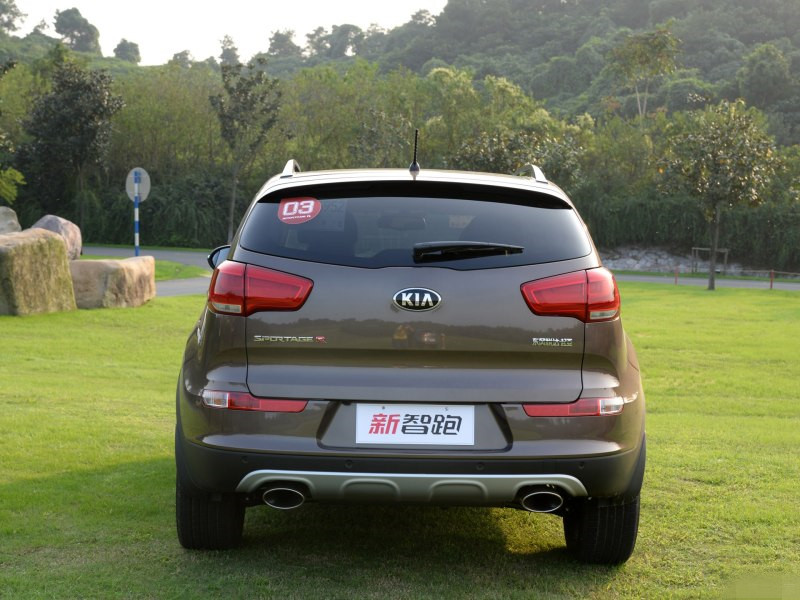 知道为什么路上那么多这款车吗？光看这颜值就都不用说了