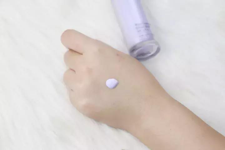 底妆测评遮瑕粉底液好用吗,底妆测评油皮
