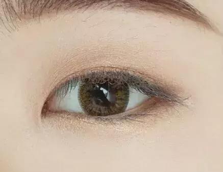 单眼皮厚眼皮推荐的眼影,适合单眼皮的大牌眼影