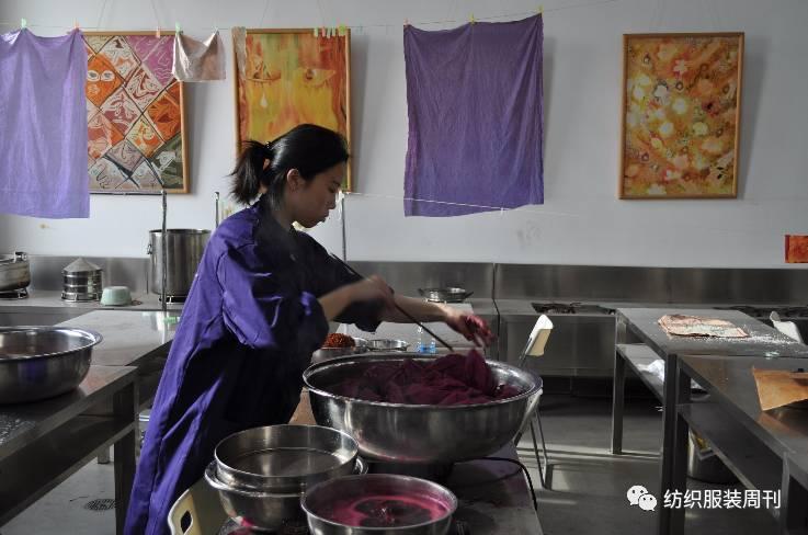 鐚ぜ鍗版煋浼佷笟鍥涘崄鍛ㄥ勾绋夸欢,鐚ぜ鍗佷節澶ф柊闂荤