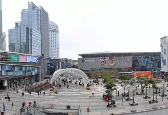 深圳买衣服的最佳选择地,深圳散客买衣服最便宜的一条街