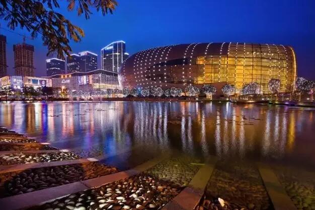 深圳买衣服去哪里买质量好又便宜,深圳去哪买衣服又实惠又好看