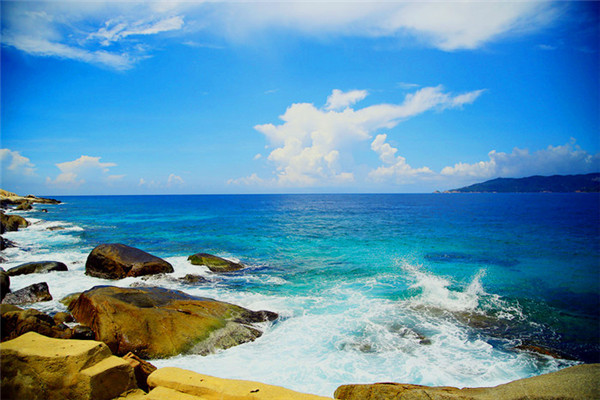 三亚看海美食攻略最值得去的地方,去三亚看海必打卡