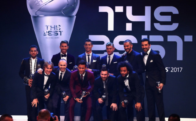 c罗加冕2017年世界足球先生,c罗蝉联2017世界足球先生