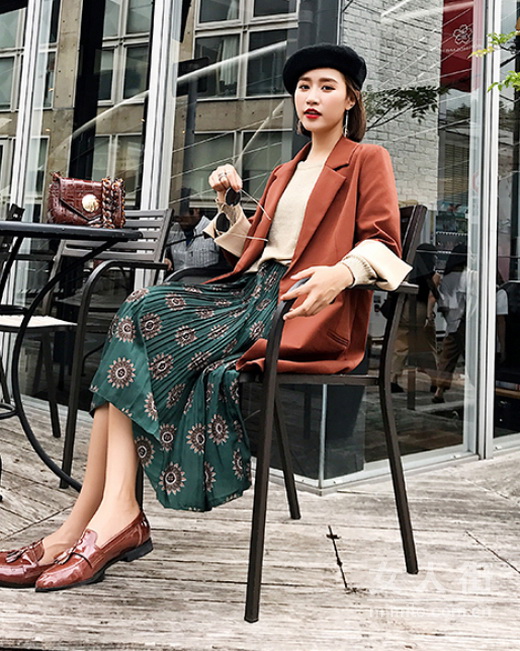 秋装的时尚搭配已经备好,早秋内搭气质秋装