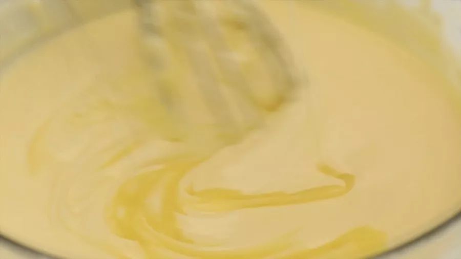 自己做裱花蛋糕简单方法,做蛋糕的简单方法裱花