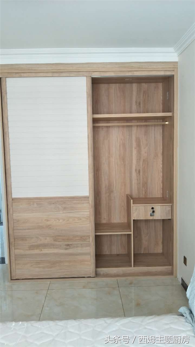新款衣柜移门下轨,全屋定制衣柜推拉门避坑指南