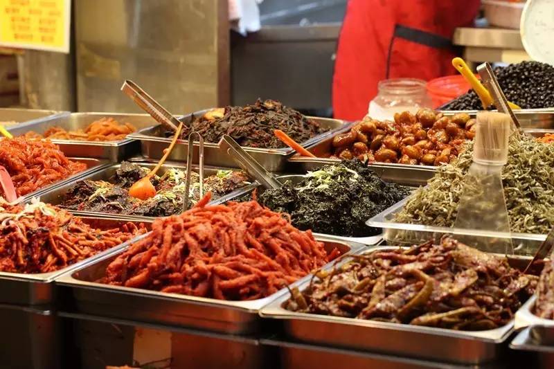 这里可能是唯一能够满足你吃到巨无霸海鲜和偶遇Runningman的地方了！