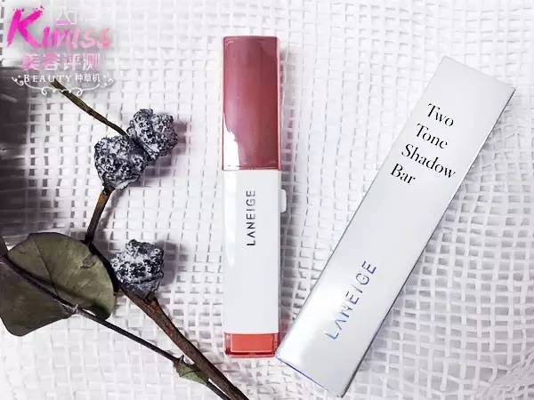 亲测种草｜眼影棒也出双色款？听说宋慧乔用它拿下了宋钟基！