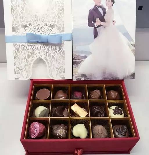 明星结婚伴郎伴手礼实用,明星结婚准备伴手礼