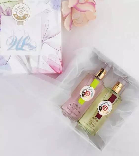 明星结婚伴郎伴手礼实用,明星结婚准备伴手礼