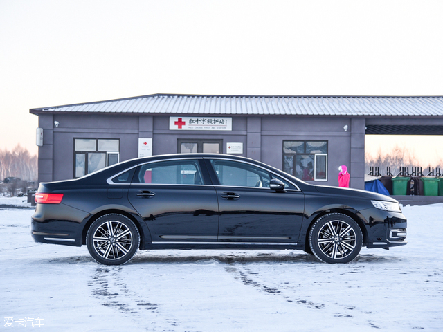 风神a9和ax7,东风风神新款ax7值不值得购买