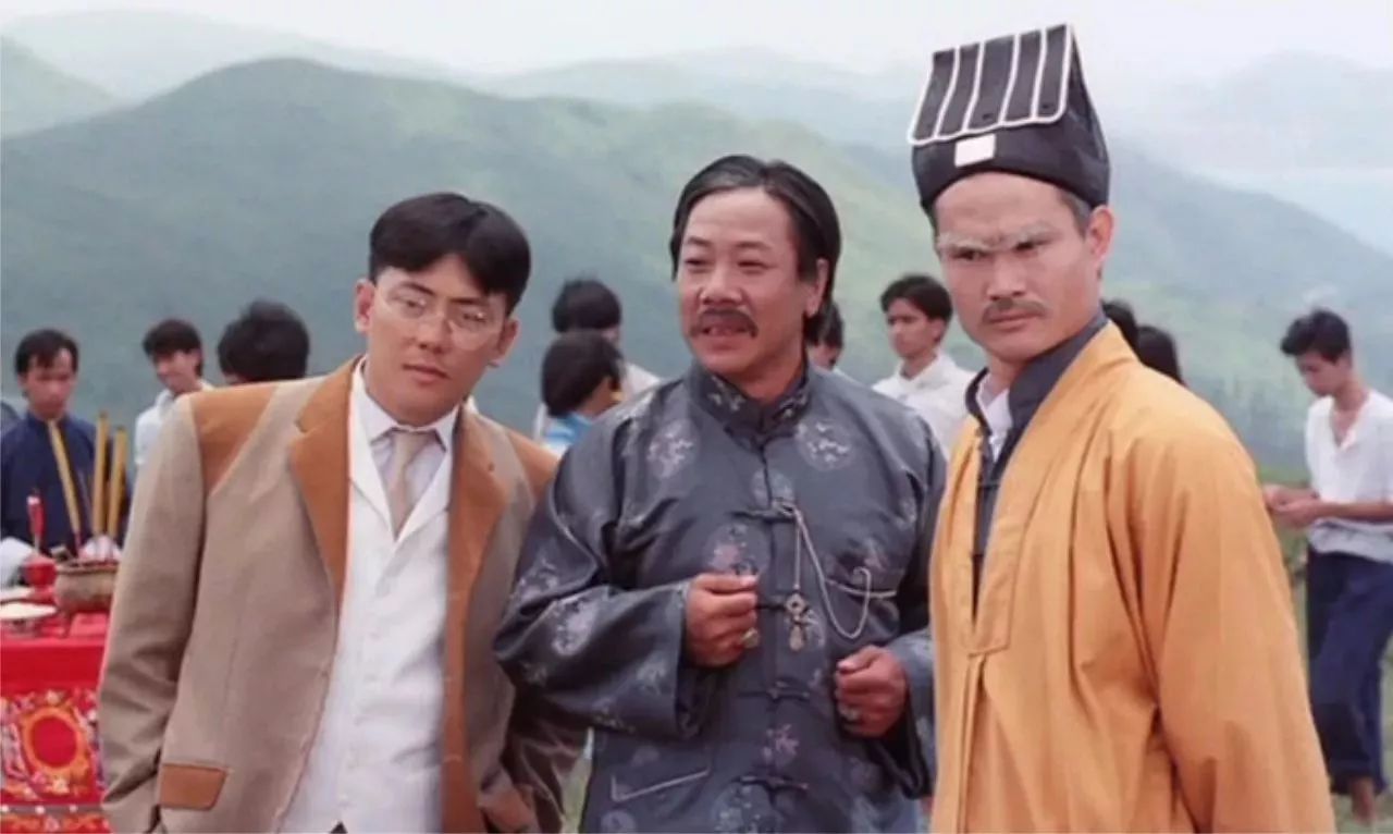 今天必须跪一下香港僵尸教父