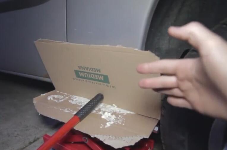 汽车有锈斑该怎么处理,老外汽车漆面修复