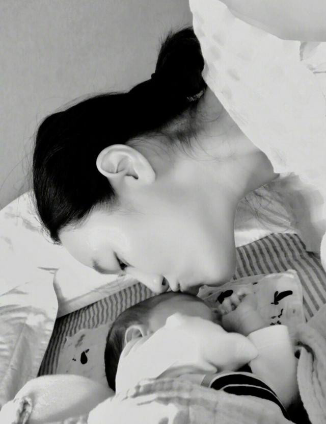 朱丹肚子痛的视频,朱丹自曝产后痉挛发作