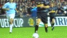 足坛经典过人马拉多纳,马拉多纳国足gif