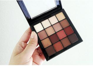 新手推荐ins超火眼影盘,insbaha醉梦晨欢眼影盘