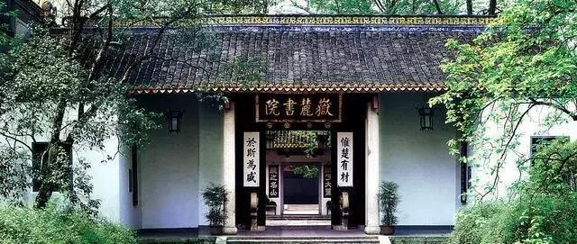 机票价格大跳水最低到0.7折啥情况,机票最低240元