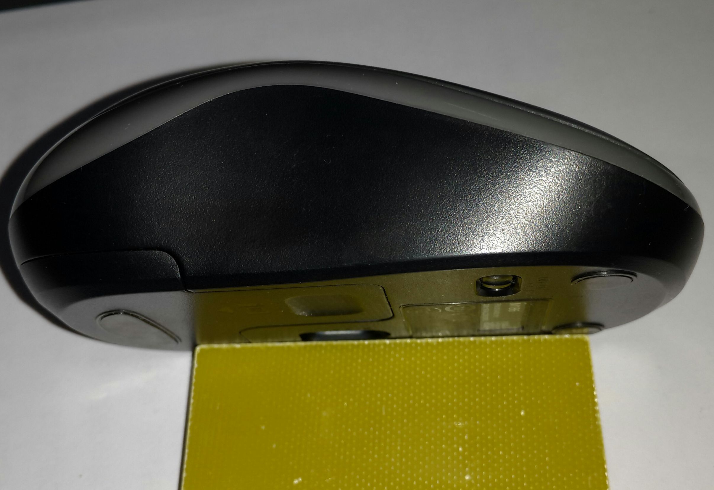 罗技m186无线鼠标电池能充电吗,罗技m186无线鼠标分解图