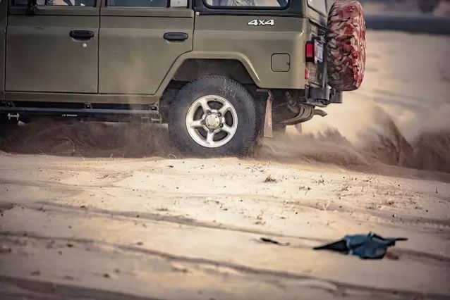 花8万买一辆二手车,花8万买个路虎