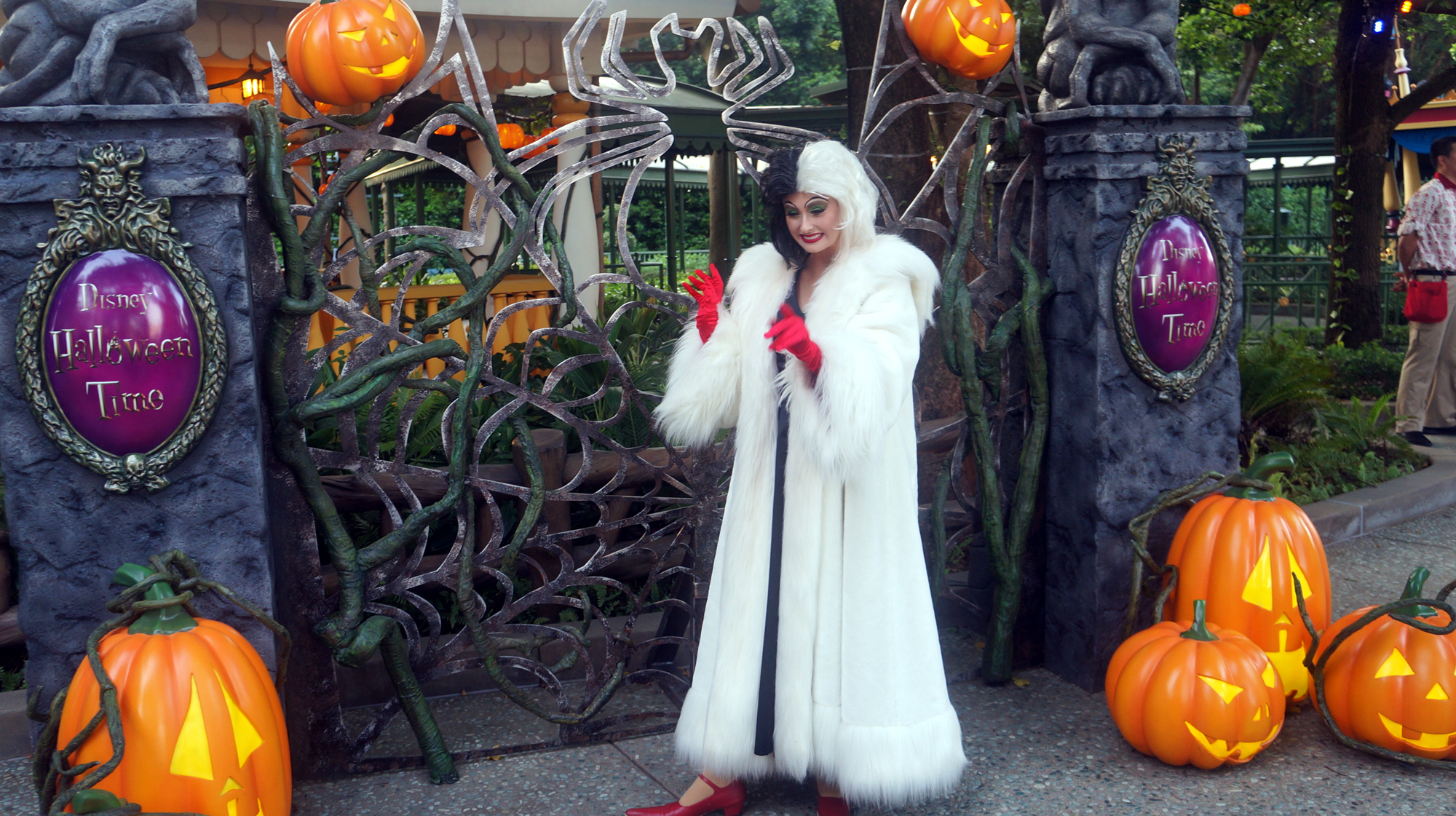 万圣节去香港迪士尼双人套餐,香港迪士尼万圣节主题乐园