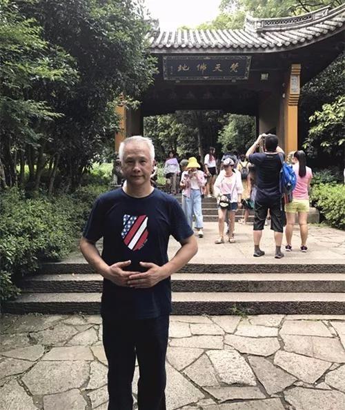 这位入行37年的港厨，让我明白了什么叫匠人