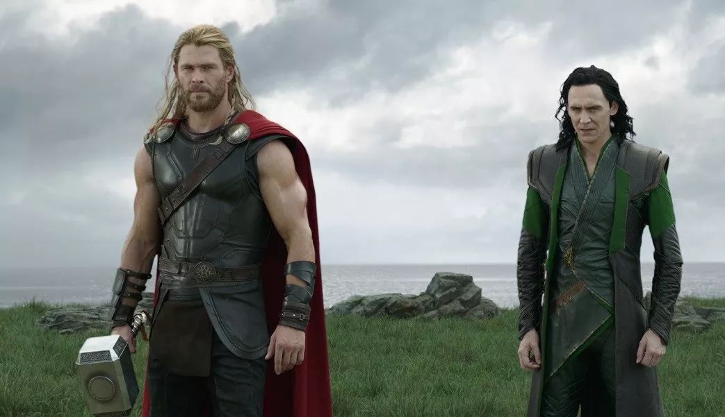 雷神三的高光时刻,雷神对锤哥的评价