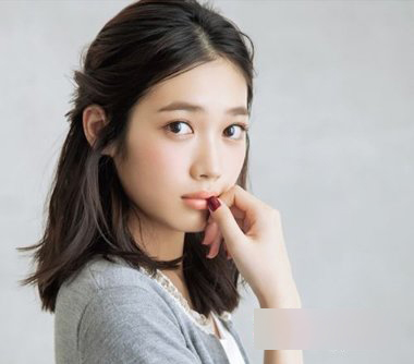 中分扎头发教程简单好看网红,10款简单发型扎法