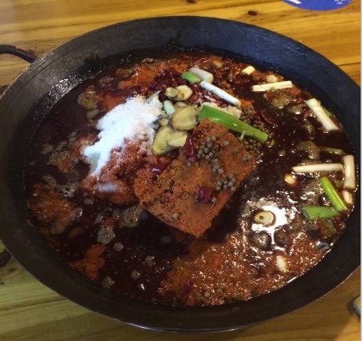 比万圣节更怪米日眼的装扮是重庆这15家店店