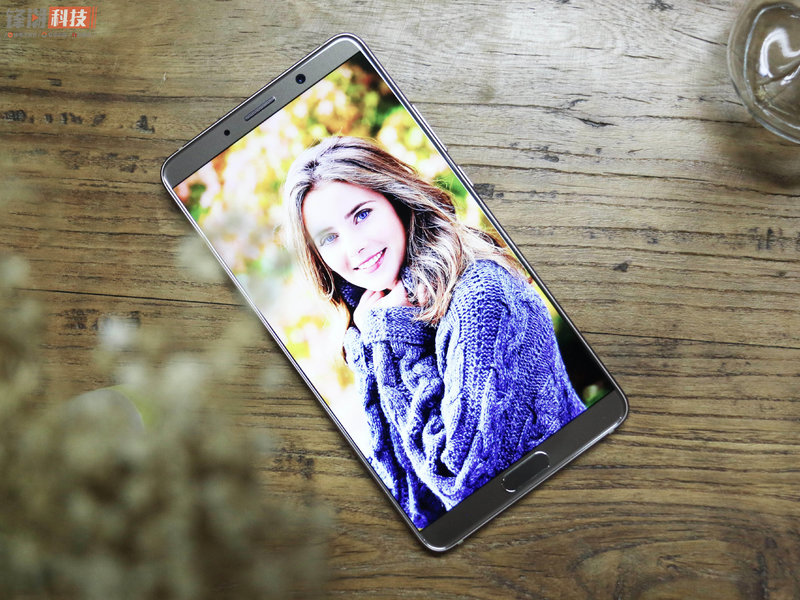 华为mate10深度上手体验,用了一年的华为mate10感觉如何