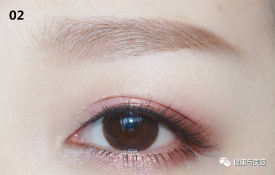 《凰权》剧照曝光,get一个极美的倪妮式温雅淡妆!