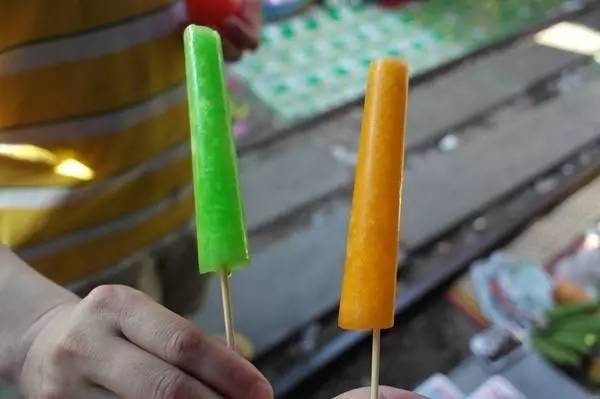 泰国很流行一款甜品,泰国甜品芋圆椰汁糖水