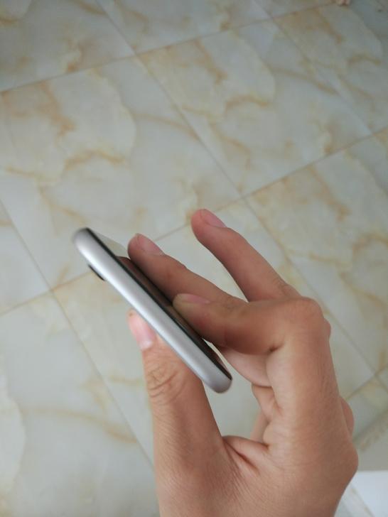 性能强劲的iPhone6s,却因内存太小沦为备用机!