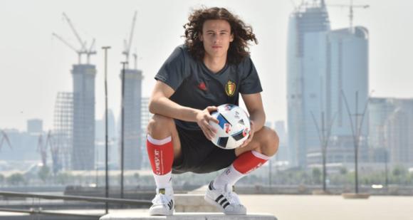 守门员的经典神扑诺伊尔,2017-2018欧冠门将10大的精彩扑救