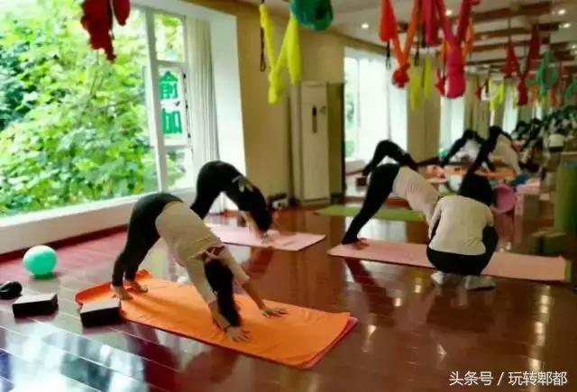 郫都区瑜伽推荐,郫都龙湖瑜伽馆