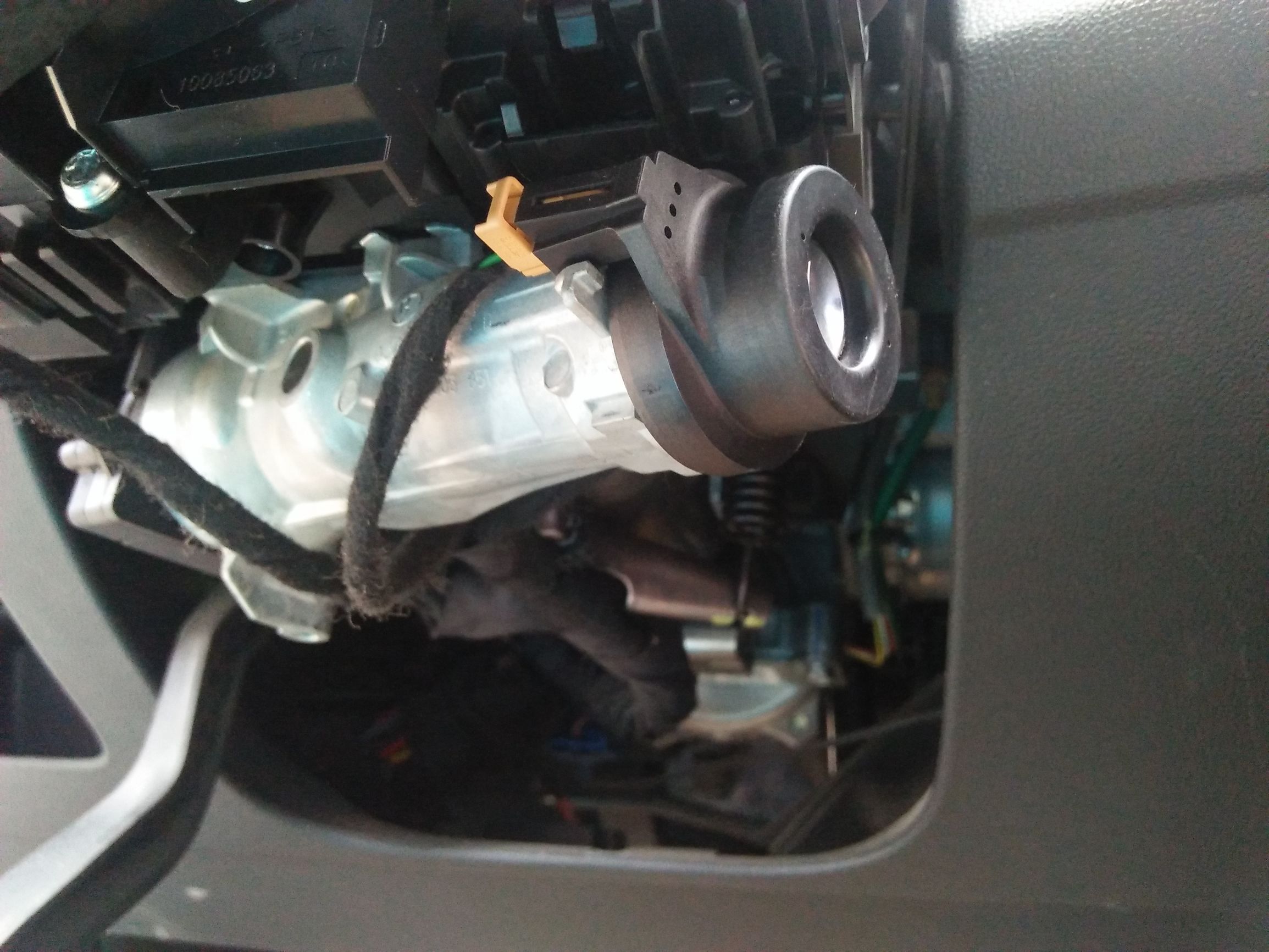 大众新捷达更换钥匙锁芯,大众捷达锁芯维修