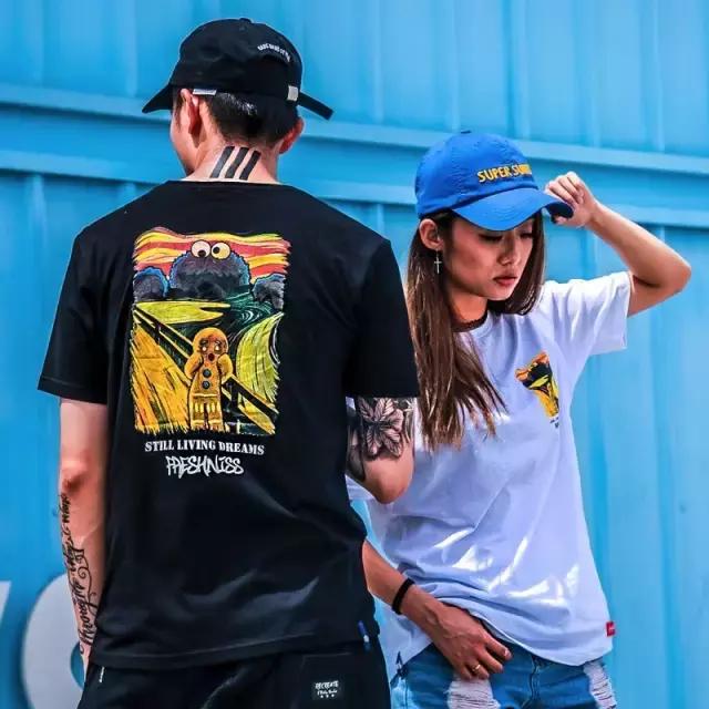 某宝好看衣服店铺推荐,好看不贵的潮牌店