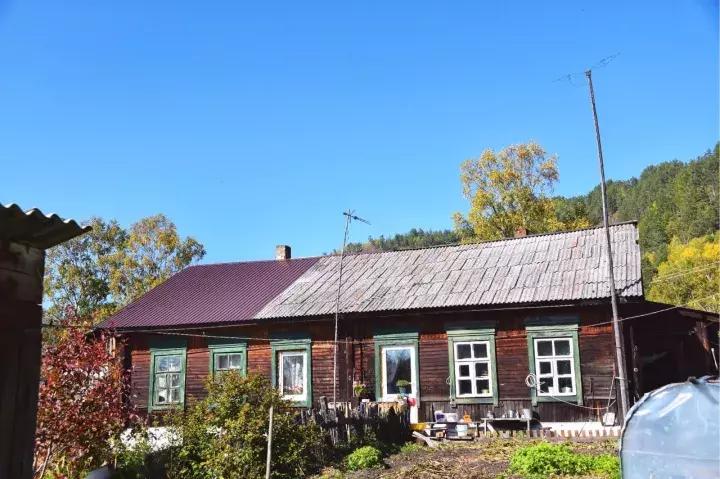 坐火车穿越俄罗斯西伯利亚,欧洲火车途经小镇