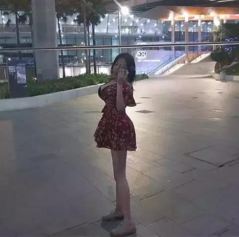 ins网红p图炫富,整容网红摆拍事件