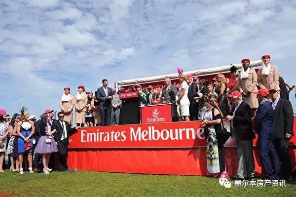 想试试赌马的运气？此攻略带你玩转墨尔本赛马节！